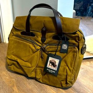 Filson 24 hour tin cloth brief case | dark tan